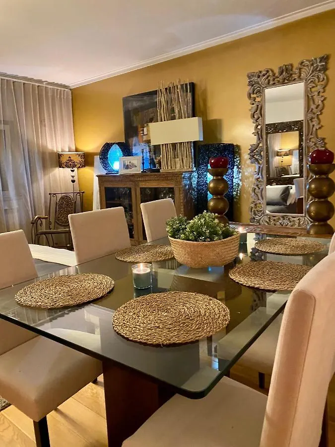 Homestay Suite For 5 Near The Beach & City Caxias
