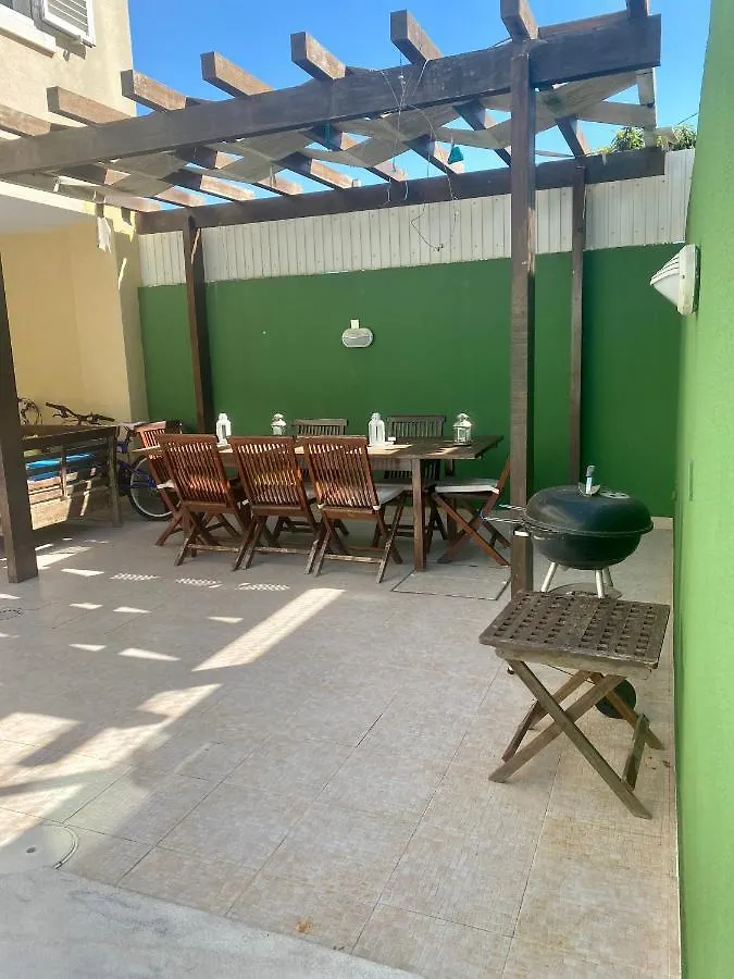 Suite For 5 Near The Beach & City Caxias