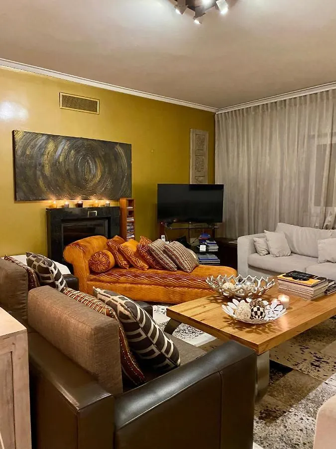 Homestay Suite For 5 Near The Beach & City Caxias Portugal